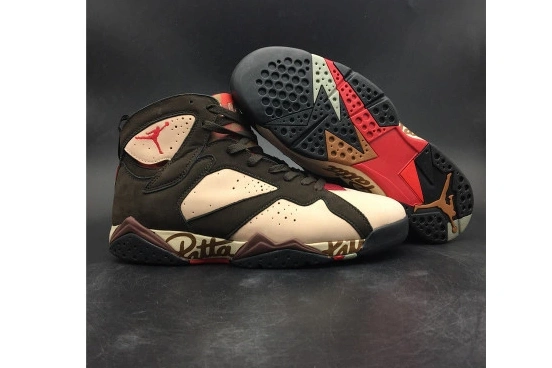 7 AT3375-200 Retro Shimmer Patta AT3375-200 Jordan  1123